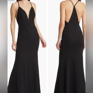 Elegant floor length mermaid dress.